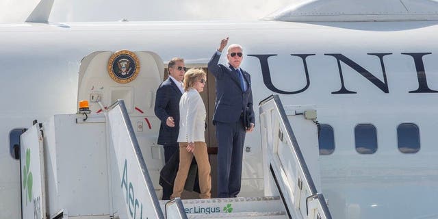 Joe Biden verlässt den Flughafen Dublin