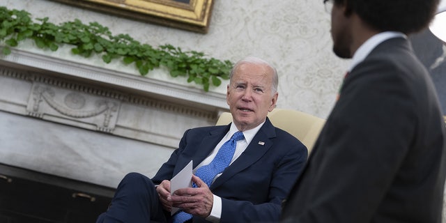 Biden meets with Tennessee Three