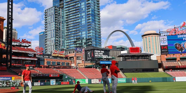 The Angels prepare for a game against the Cardinals