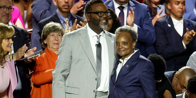 Brandon Johnson, Lori Lightfoot