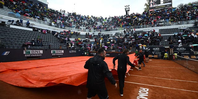 Italian Open delayed due to rain