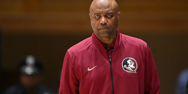 Leonard Hamilton coaches against Duke