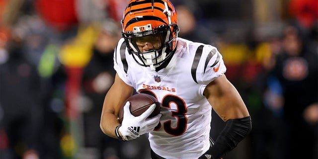 Tyler Boyd plays against the Chiefs