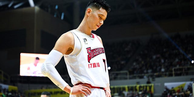 Jeremy Lin during a Taiwan Basketball League game