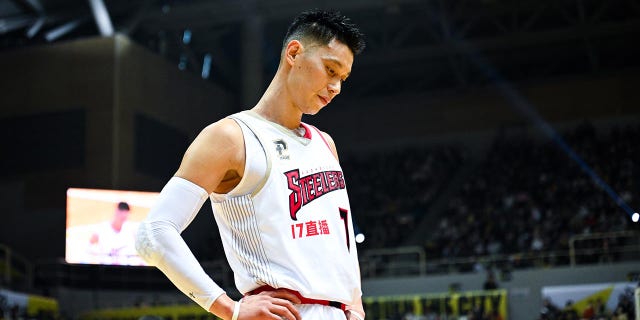 Jeremy Lin during a game in the Taiwan Basketball League