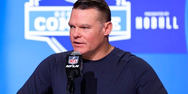 Chris Ballard de los Colts en la NFL Combine