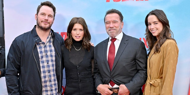 Chris Pratt and Katherine Schwarzenegger support Arnold Schwarzenegger on the red carpet premiere of his show "Fubar" with daughter Christina on his other side
