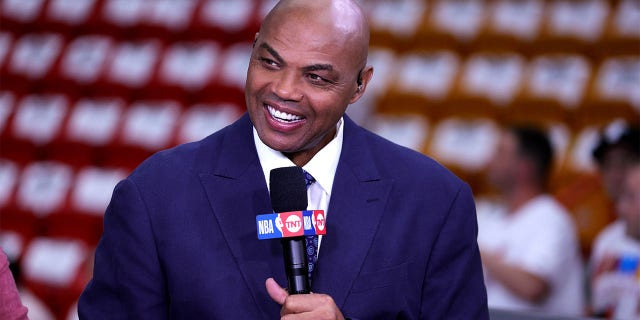 Charles Barkley talks before Game 3 of the ECF