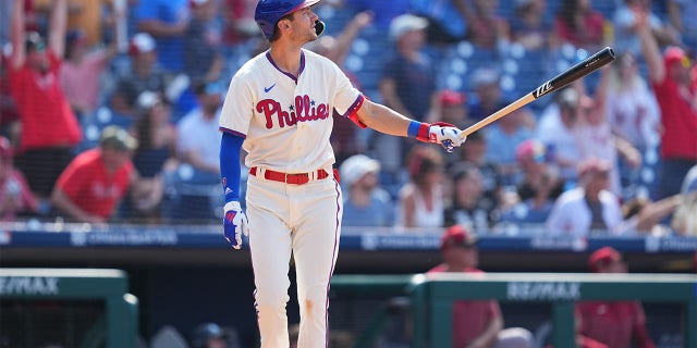 Trea Turner hits a two-run home run
