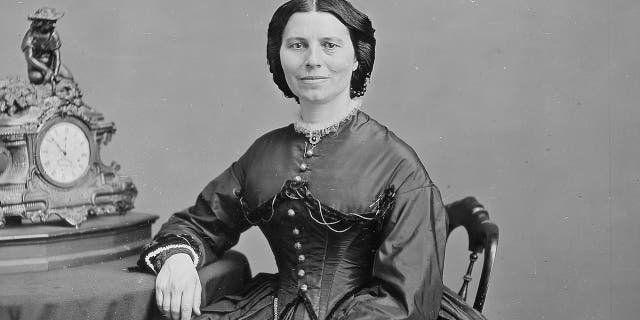 clara barton portrait