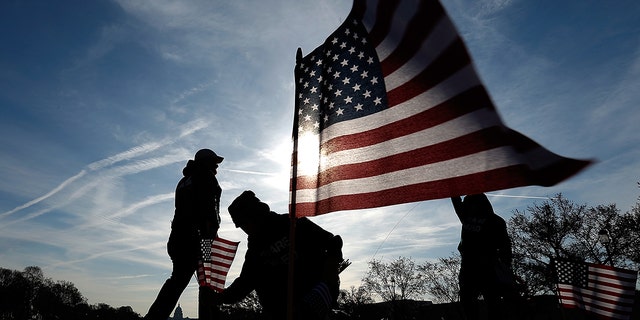 veterans american flags