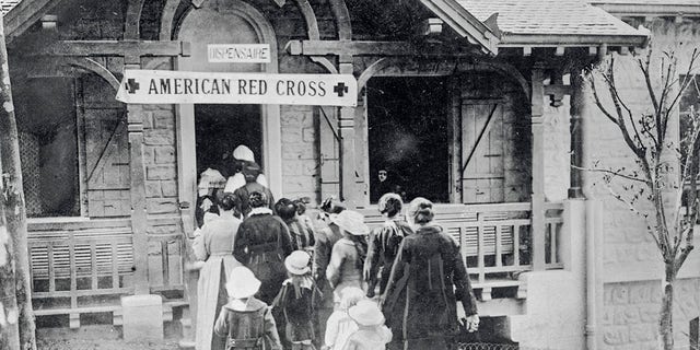 Red cross wartime effort