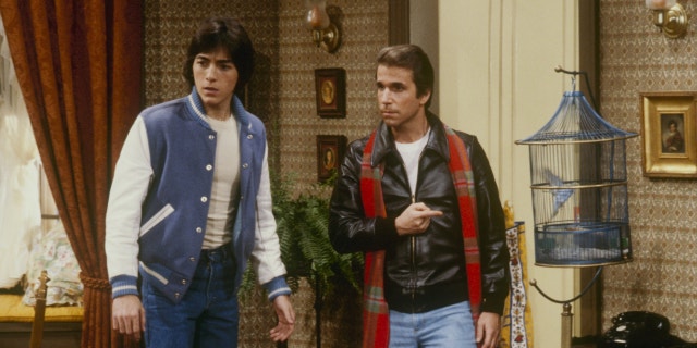 Scott Baio and Henry Winkler acting in 'Happy Days'