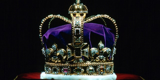 A close-up of St. Edwards Crown