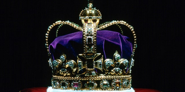 A close-up of St. Edwards Crown