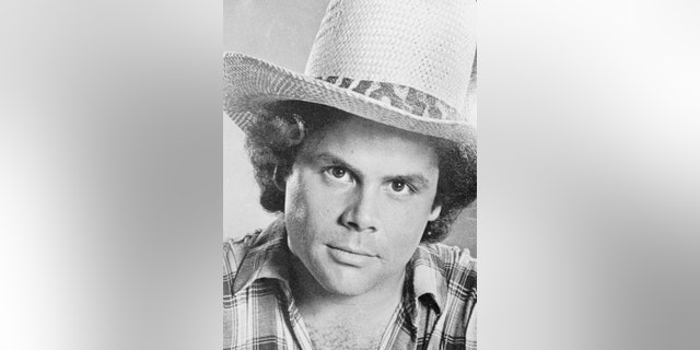 A close-up of Mary Tyler Moores son wearing a cowboy hat