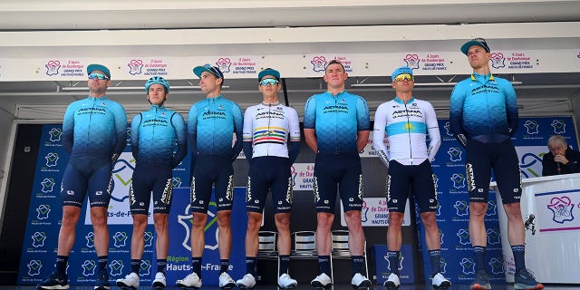 Ciclista en el escenario antes de los 4 días del Grand Prix des Hauts de France de Dunkerque