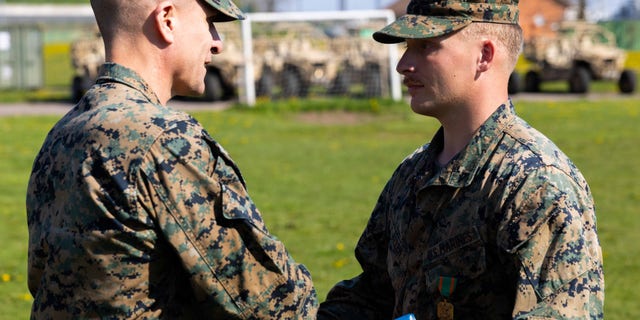 Marines receive award