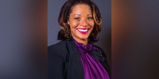 Headshot by Mesha Mainor