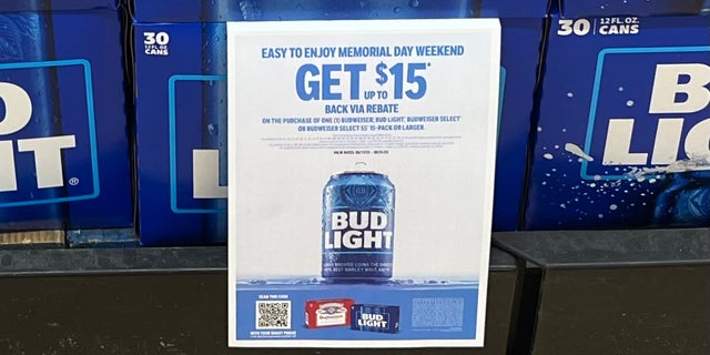 Bud Light Memorial Day Weekend $15 rebate sign
