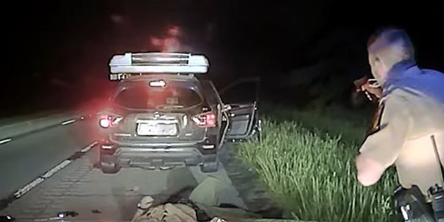 Illinois trooper shot