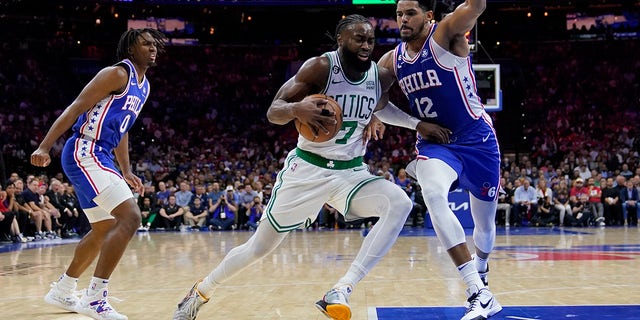 Jayson Tatum helps Celtics drive Sport 7 in opposition to 76ers