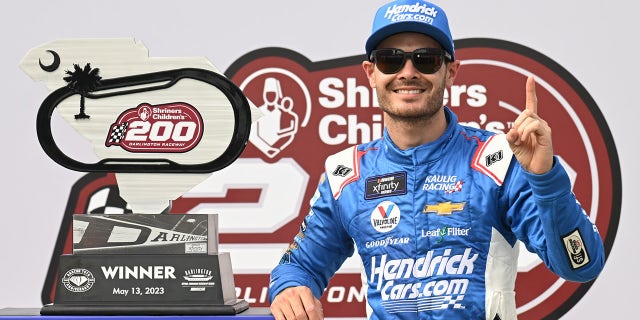 Kyle Larson celebrates win