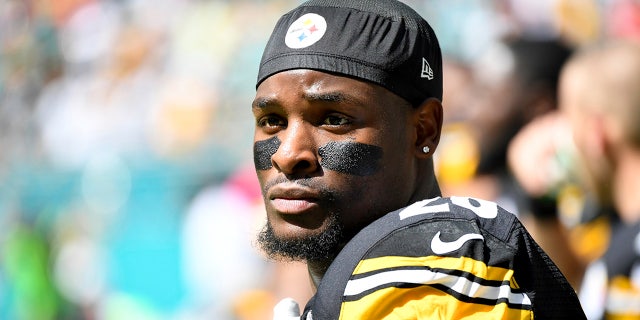 LeVeon Bell looks on before a game