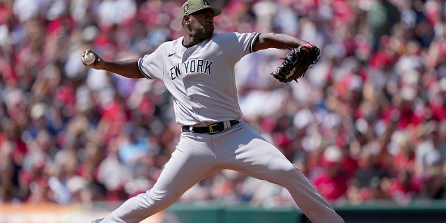 Luis Severino lanza para los Yankees