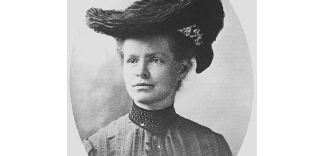 Bryn Mawr researcher Nettie Stevens