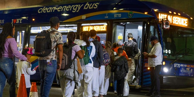 Migrant bus