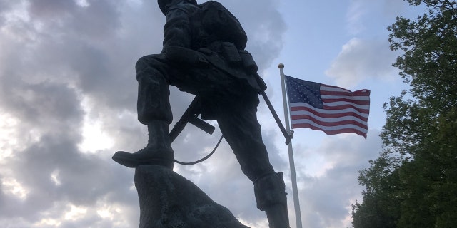 Paratrooper memorial