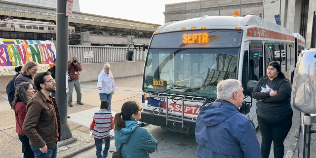 Los Angeles City Council pushes for probe into Texas bussing of migrants to city 1 Migrants in Philadelphia