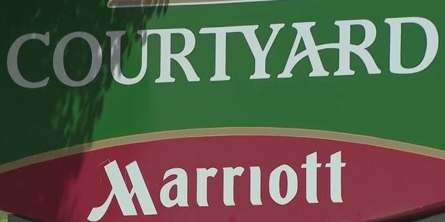 Courtyard Marriott sign