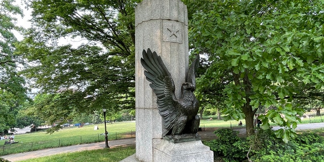 Prison ship monument