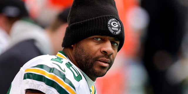 Randall Cobb contra los delfines