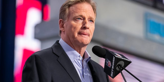 Roger Goodell en el Draft de la NFL