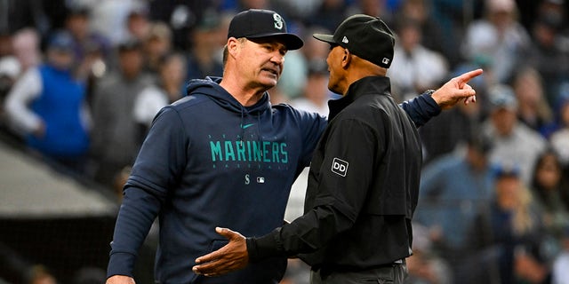 Scott Servais argues