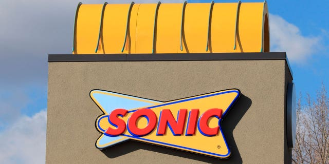 Sonic drive In