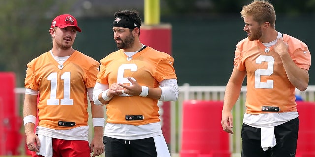 Tampa Bay Buccaneers quarterbacks during a practice session