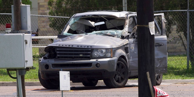 Range Rover damaged