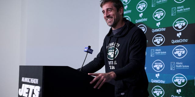 Aaron Rodgers on the podium