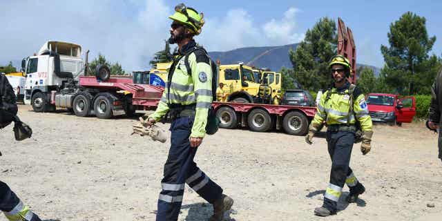 Spanish firefighters