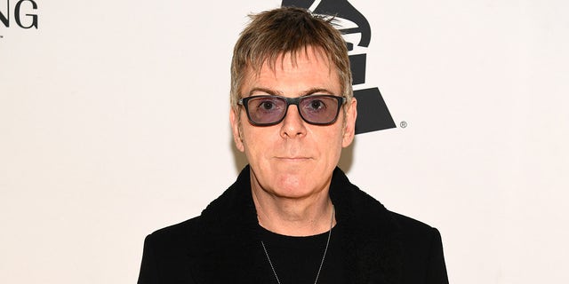andy rourke red carpet