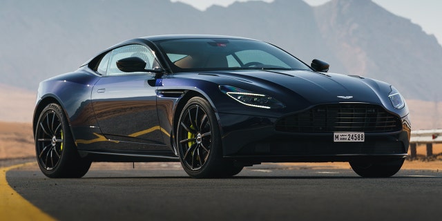 db11