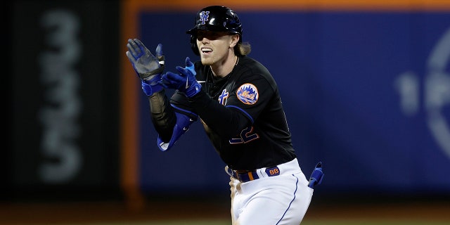 Brett Baty after single