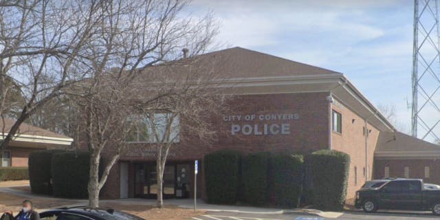 Conyers Police Department exteriors