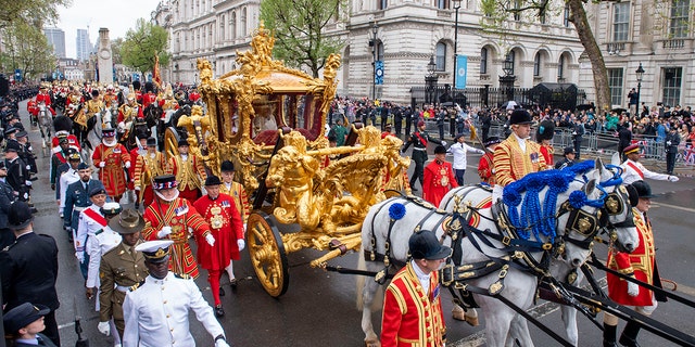 Gold State Coach in coronation procession