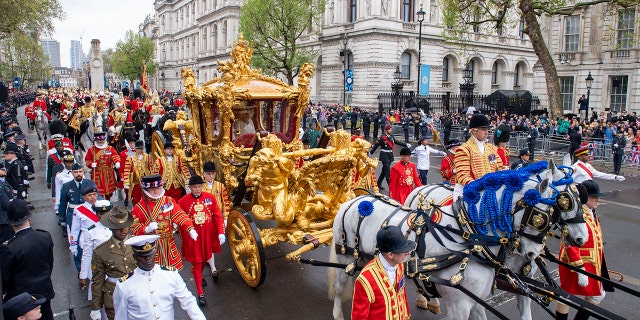 Gold State Coach in coronation procession