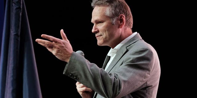 AK Gov. Mike Dunleavy